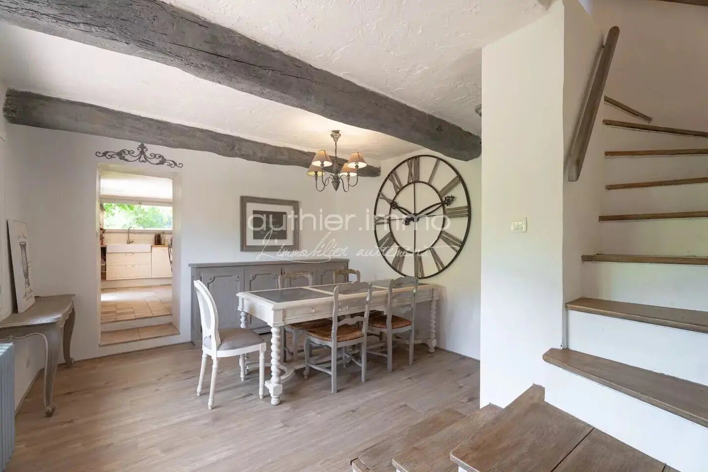 Maison à vendre, 260m², Roquefort-les-Pins