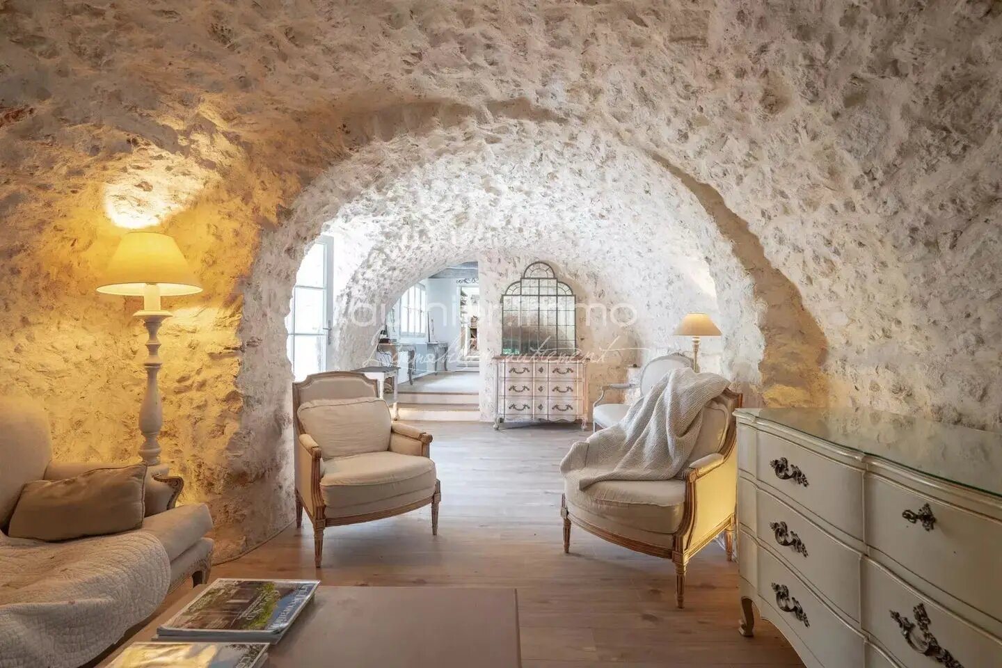 Maison à vendre, 260m², Roquefort-les-Pins