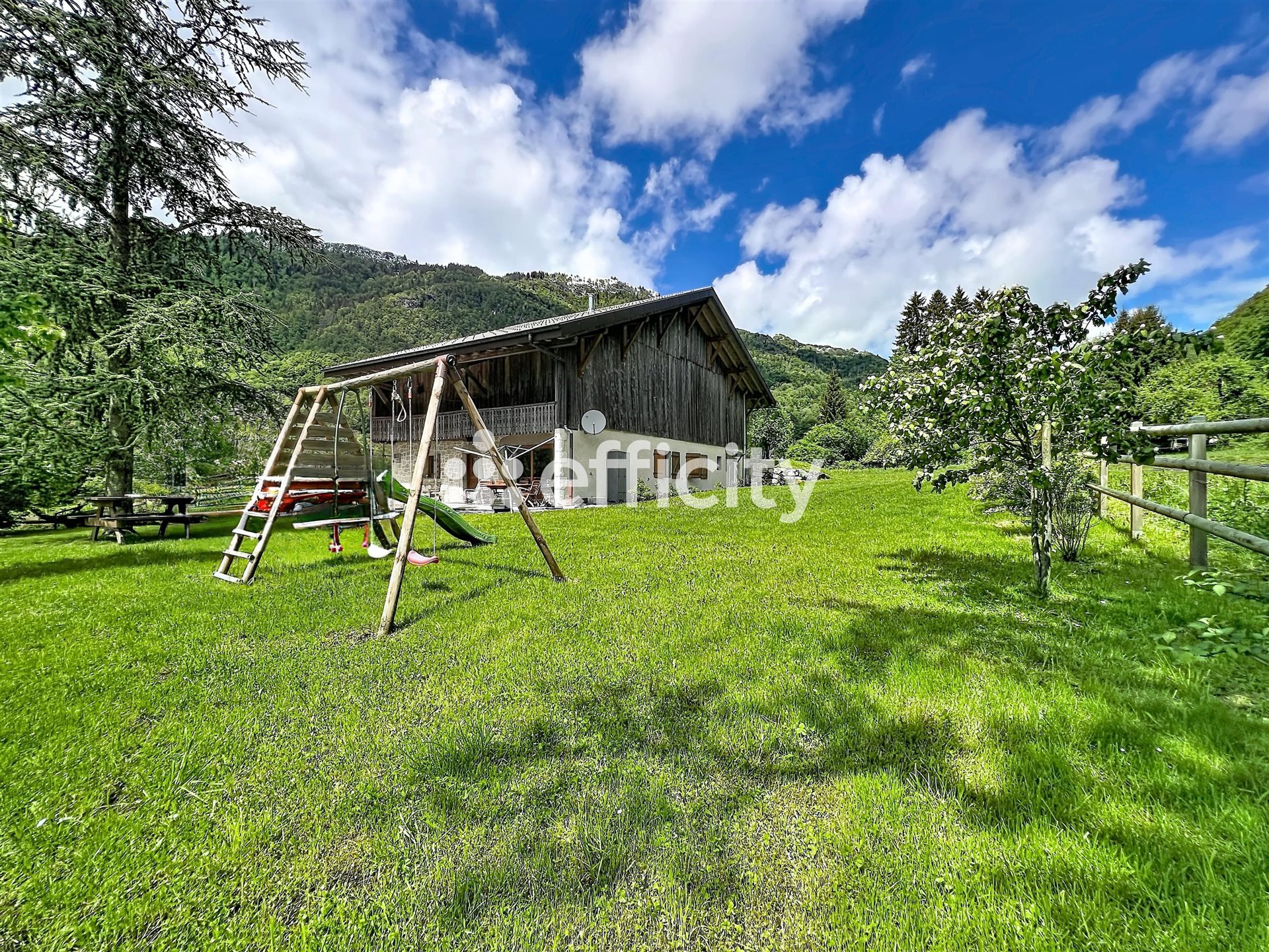 Maison à vendre, 313m², Mégevette