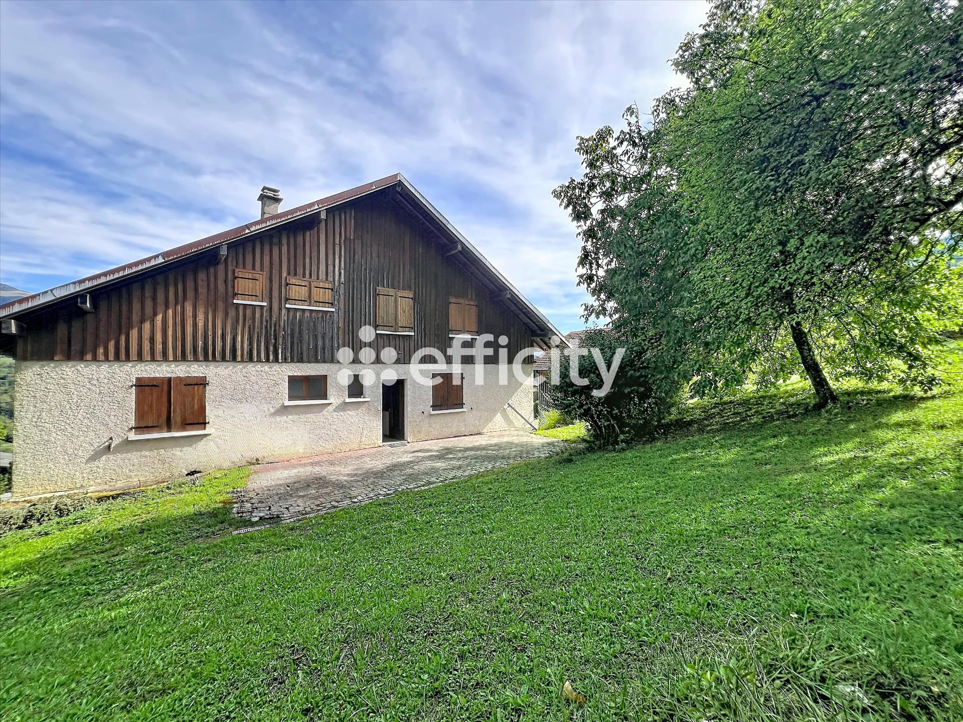 Maison à vendre, 6m², Onnion