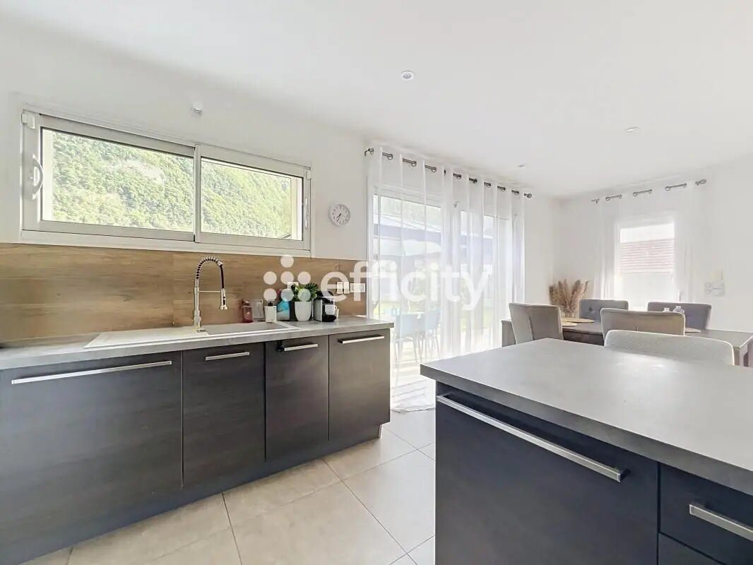 Maison à vendre, 125m², Vougy