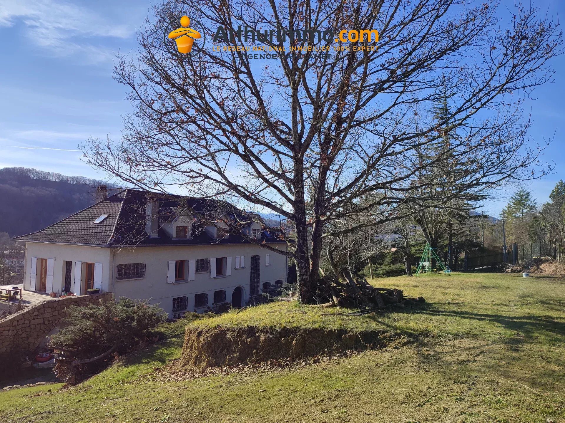 Maison à vendre, 400m², Saint-Jean-d'Aigues-Vives