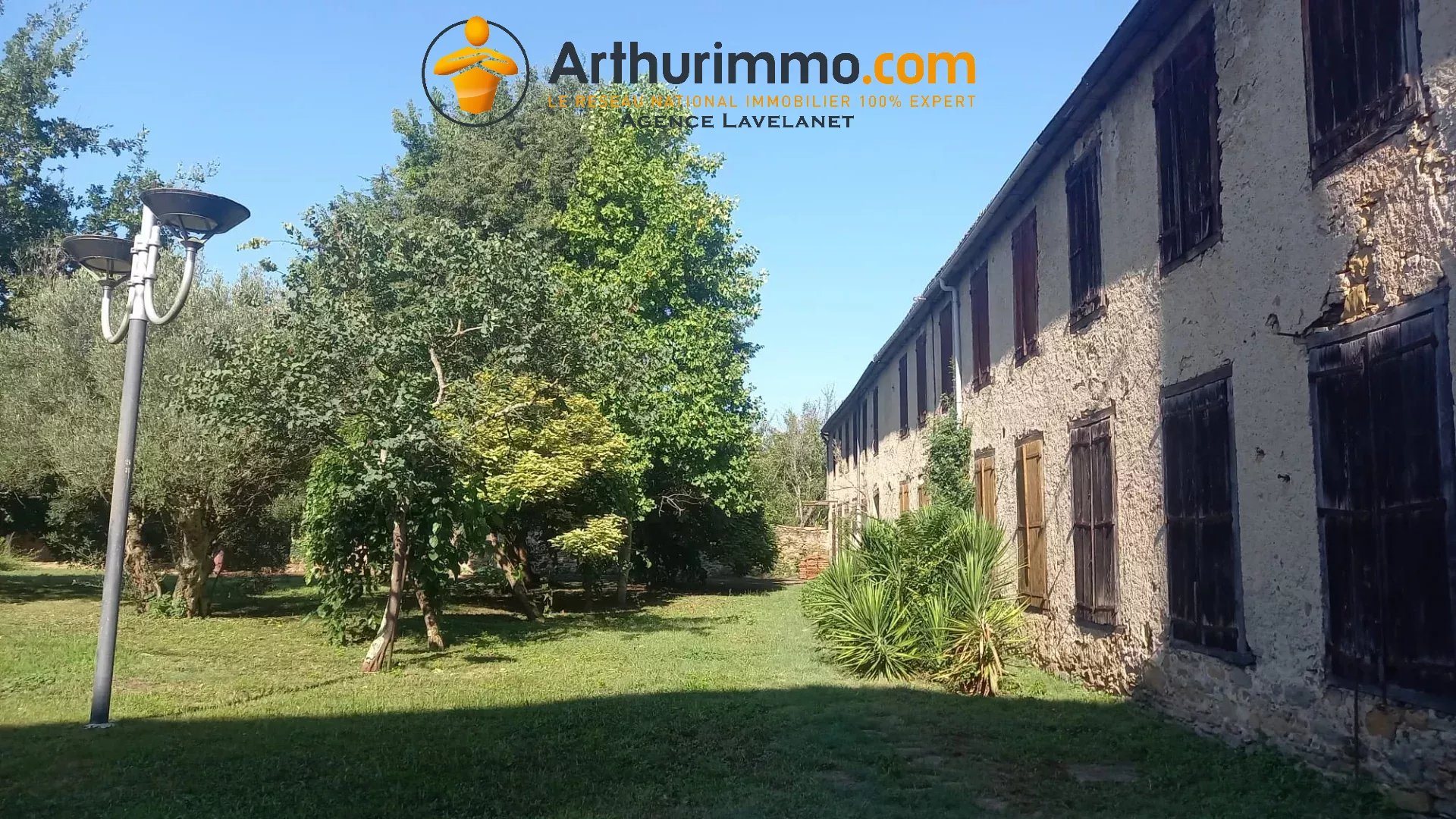 Maison à vendre, 1286m², Sainte-Colombe-sur-l'Hers