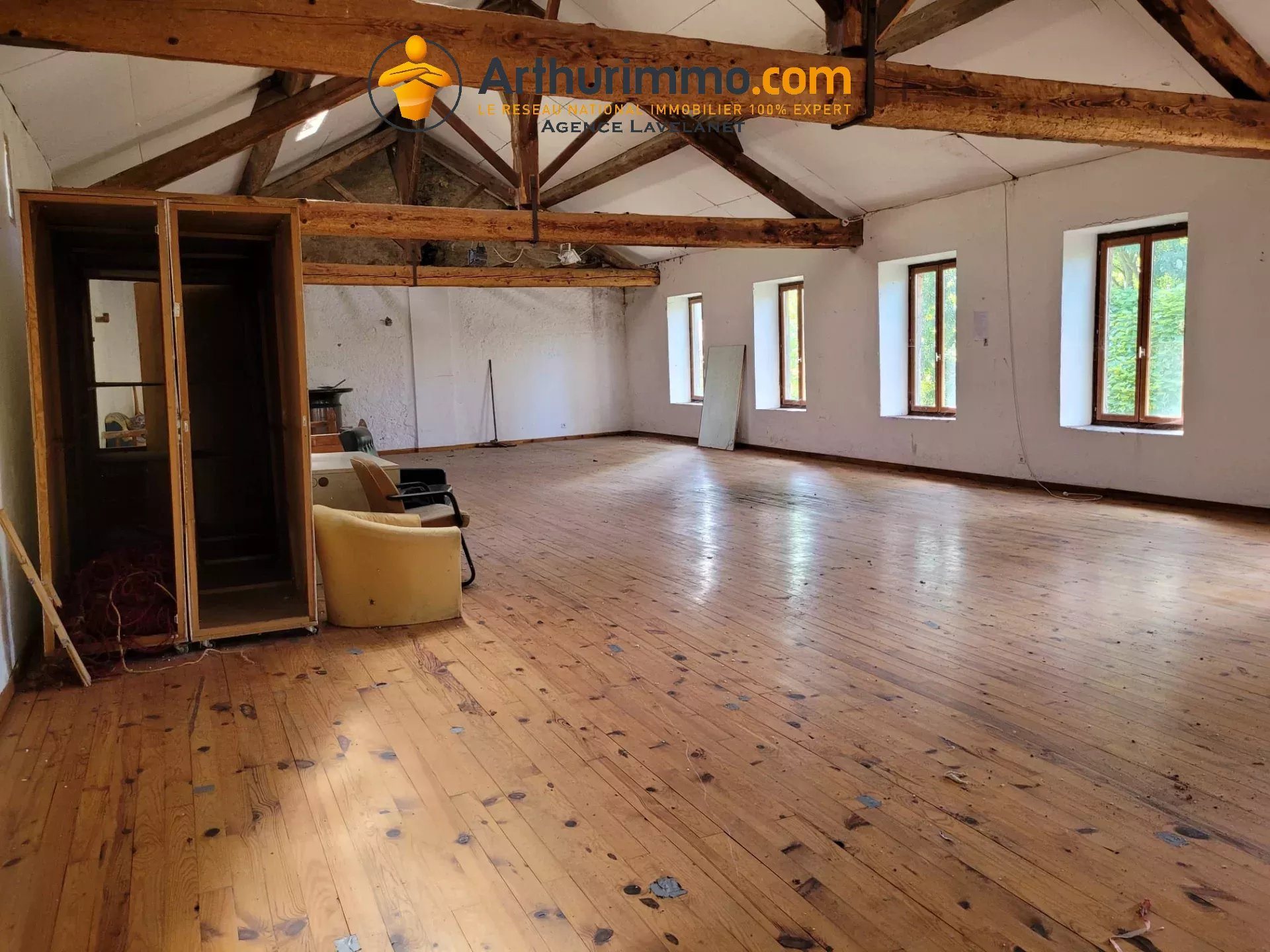 Maison à vendre, 1286m², Sainte-Colombe-sur-l'Hers