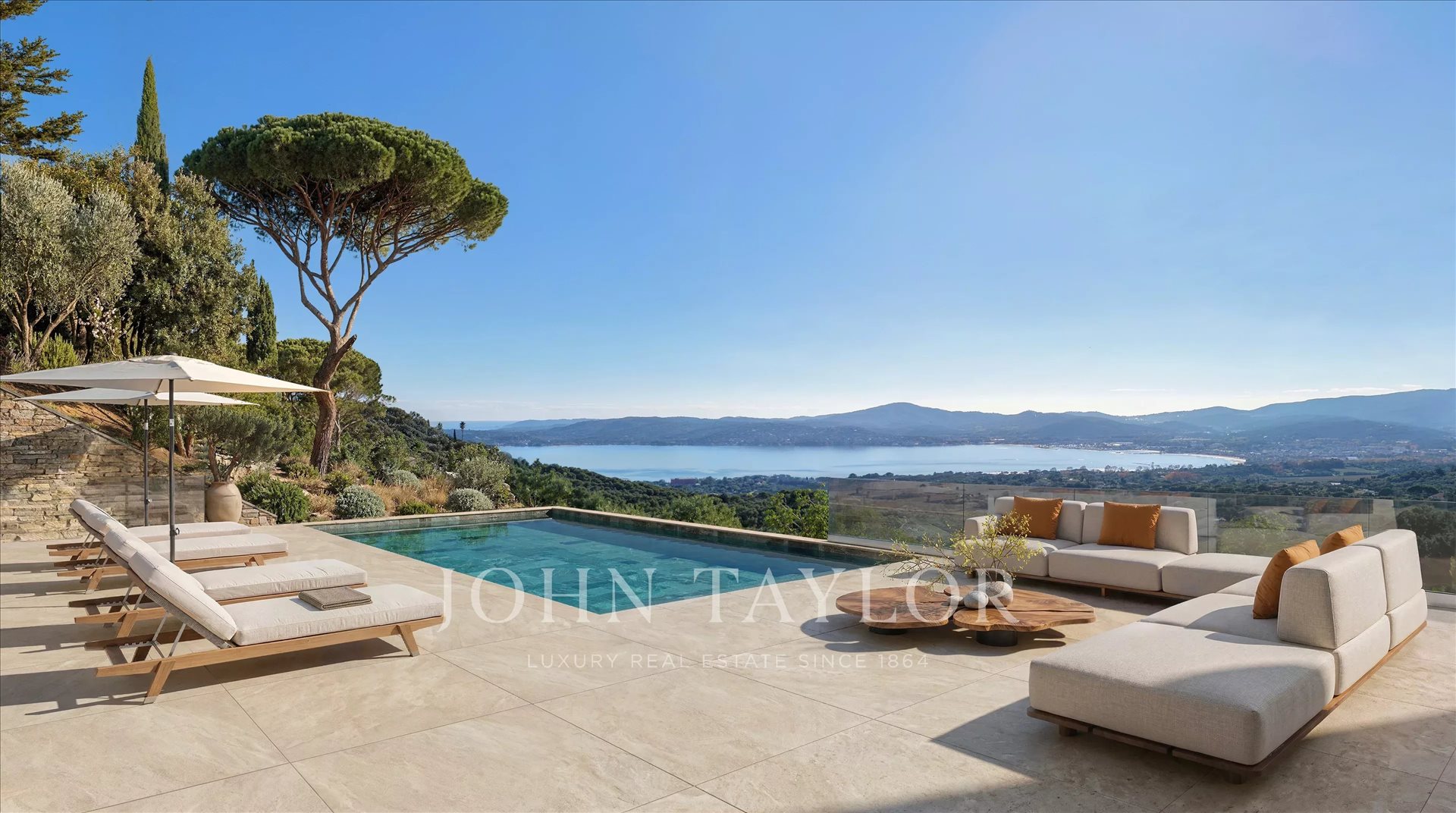 Maison à vendre, 360m², Grimaud