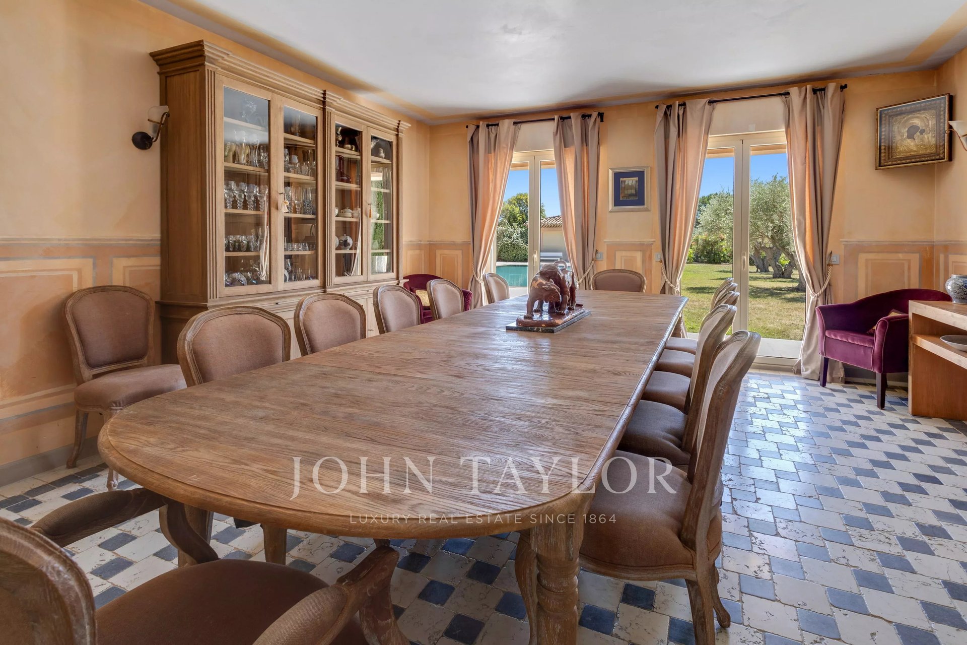 Maison à vendre, 400m², Grimaud