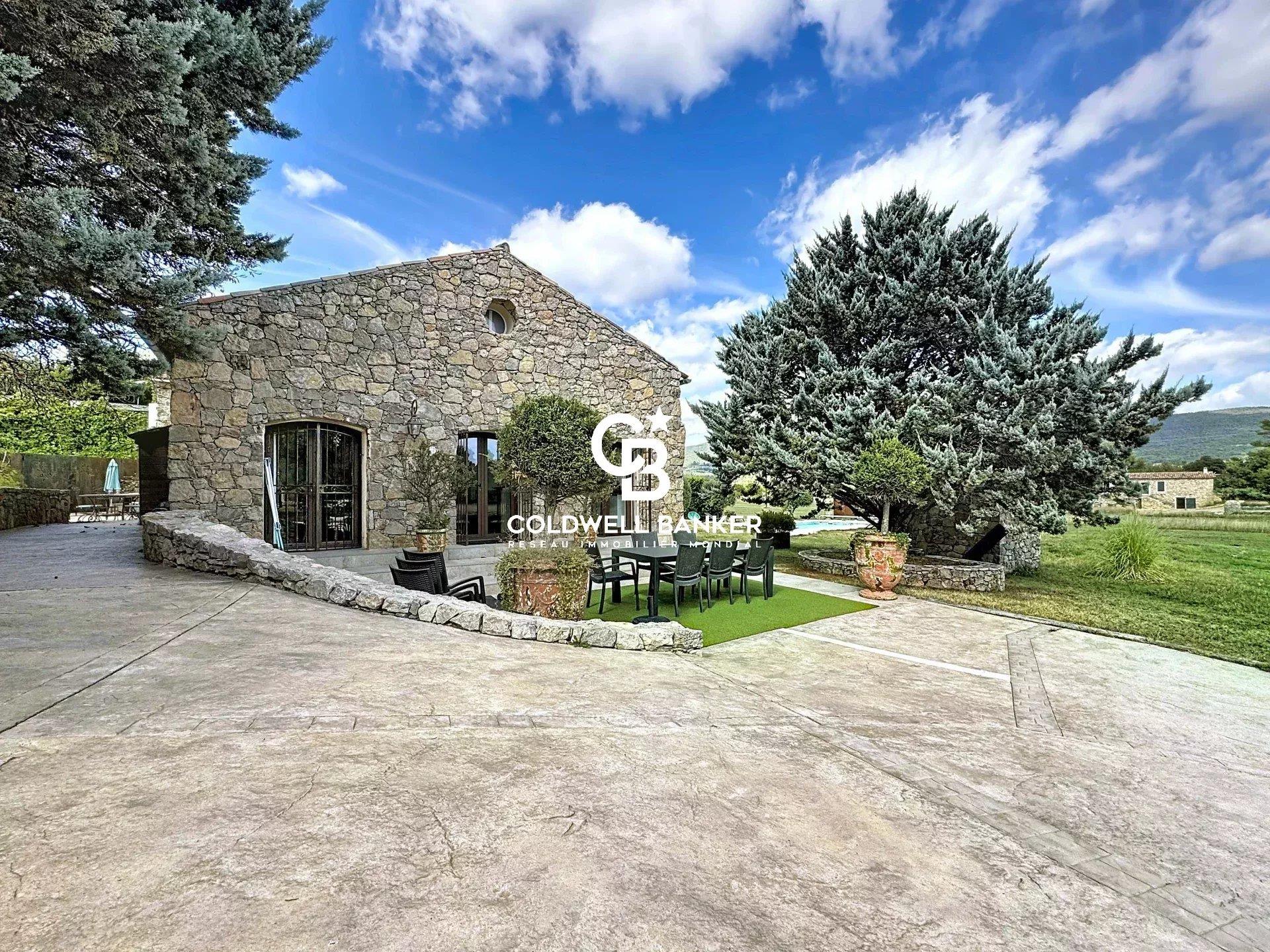 Maison à vendre, 380m², Ampus