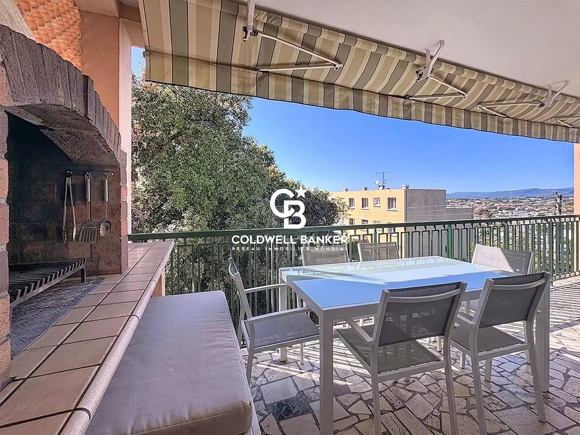 Maison à vendre, 201m², Saint-Raphaël