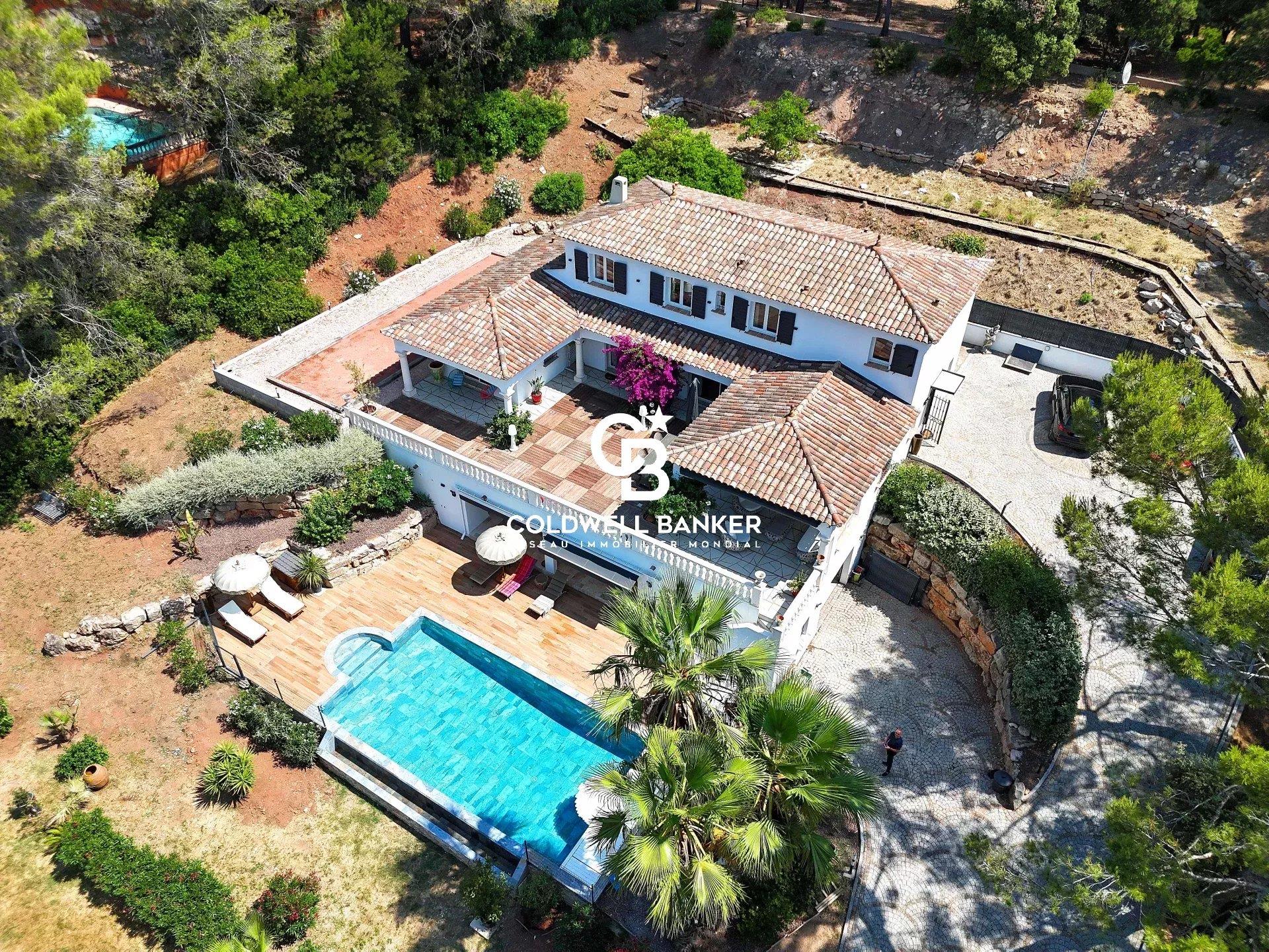 Maison à vendre, 245m², Puget-sur-Argens