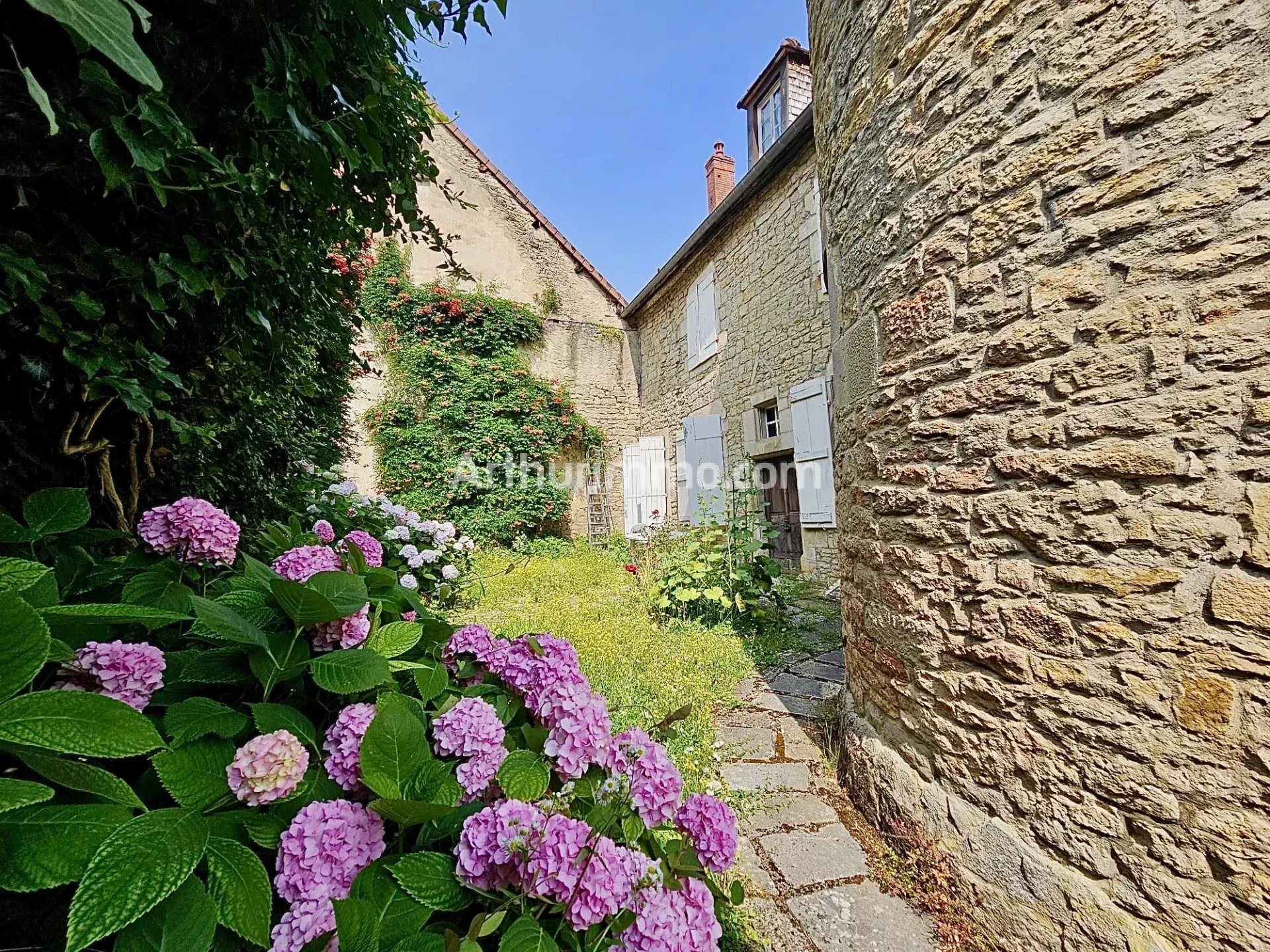 Maison à vendre, 273m², Arlay