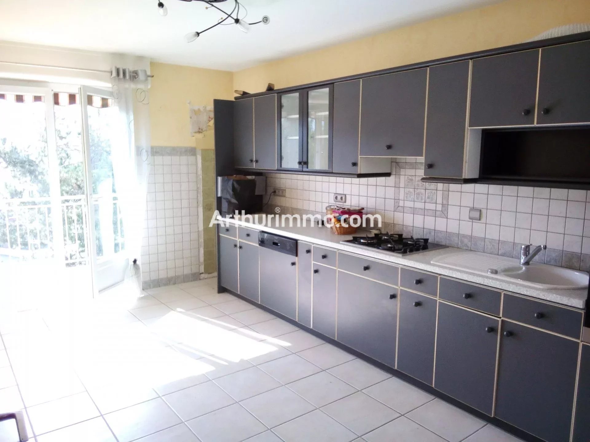 Appartement à louer, 84m², Lons-le-Saunier