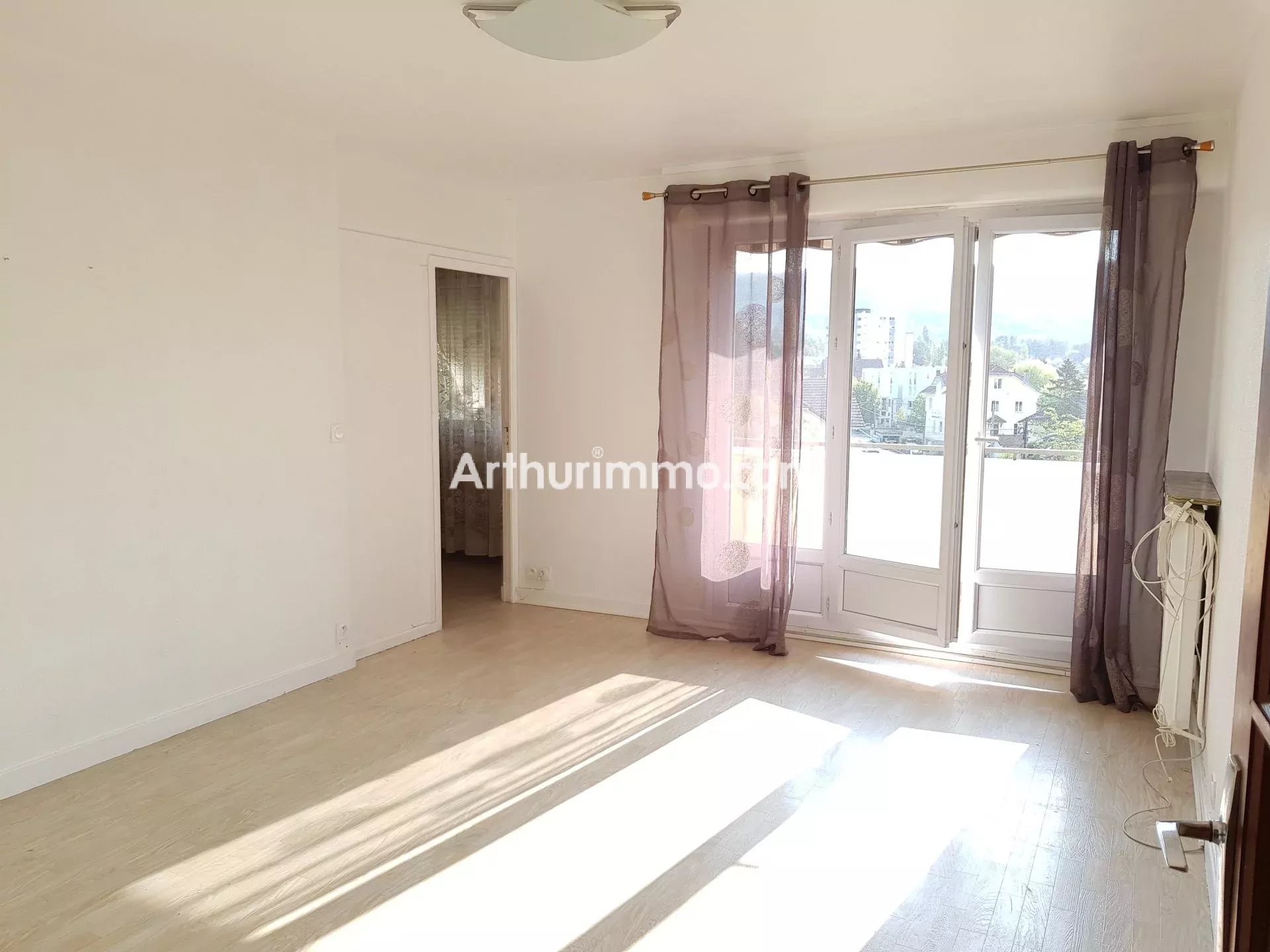Appartement à louer, 84m², Lons-le-Saunier
