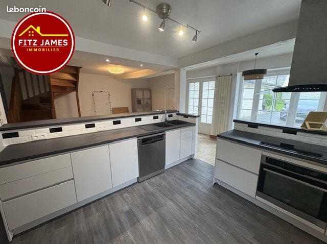 Maison à vendre, 140m², Fitz-James