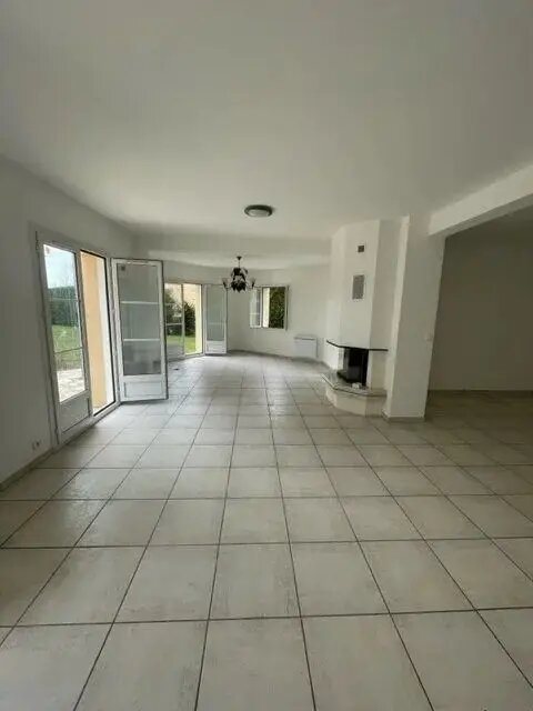 Maison à vendre, 222m², Saint-Nom-la-Bretèche