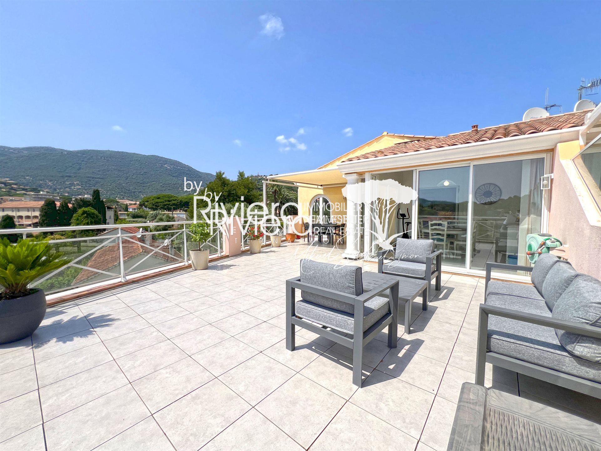 Appartement à vendre, 96m², Cavalaire-sur-Mer