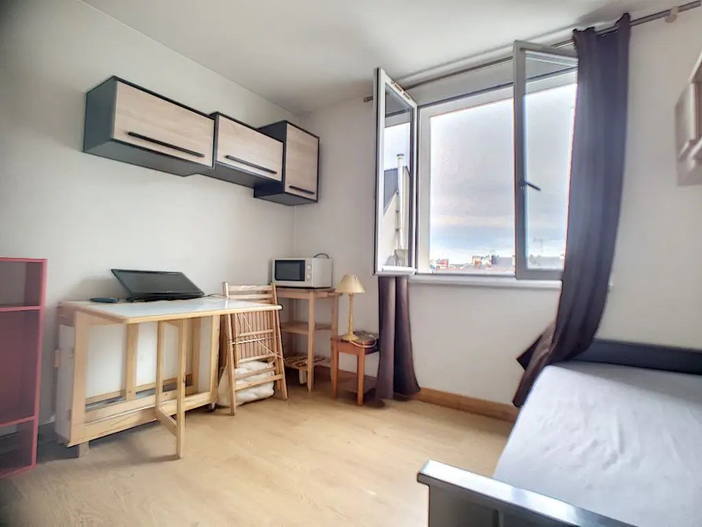 Appartement à louer, 14m², Saint-Nazaire
