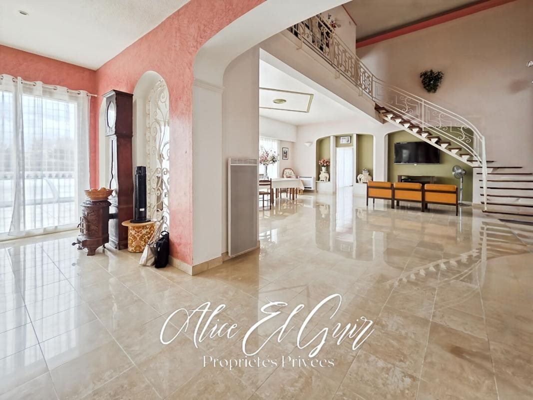 Maison à vendre, 213m², Carcassonne