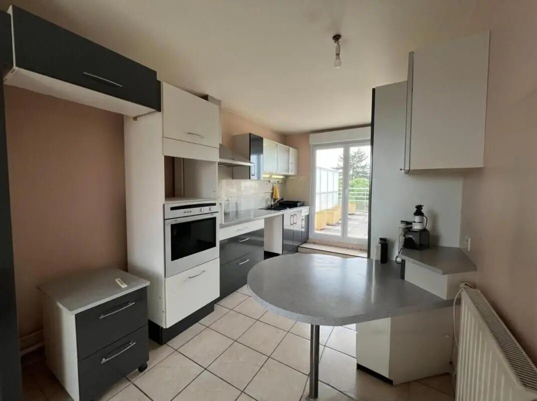 Appartement à vendre, 150m², Sathonay-Camp