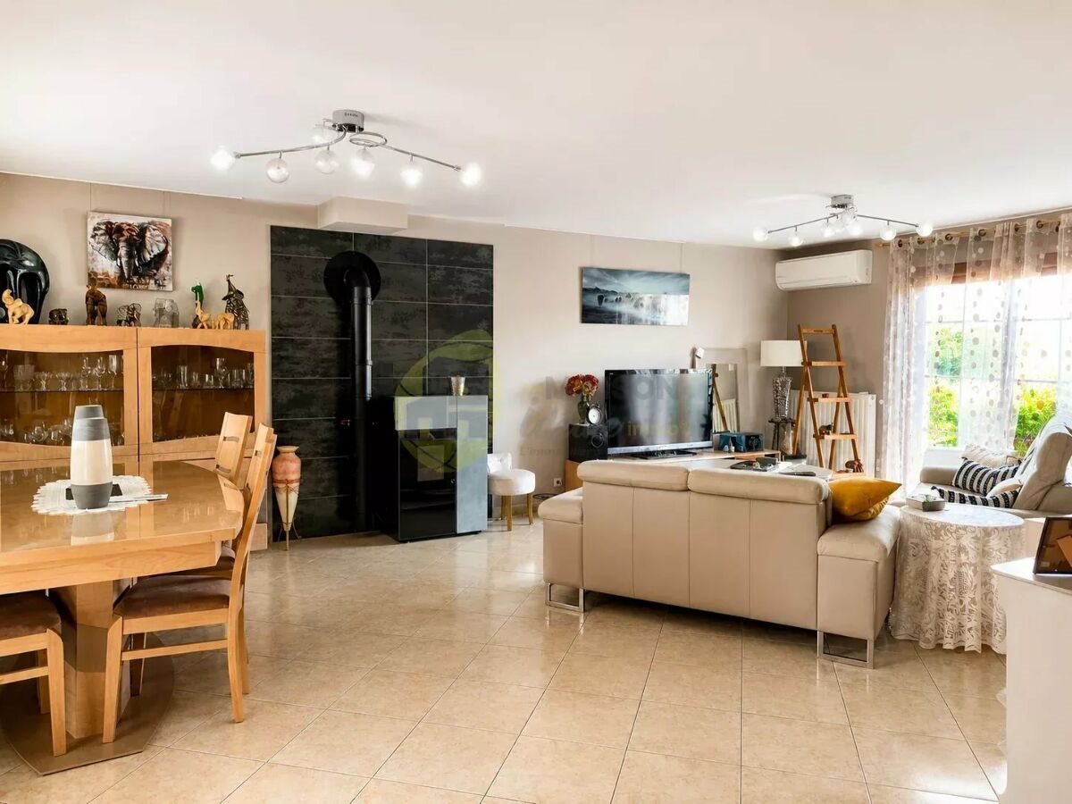 Maison à vendre, 159m², Allouis