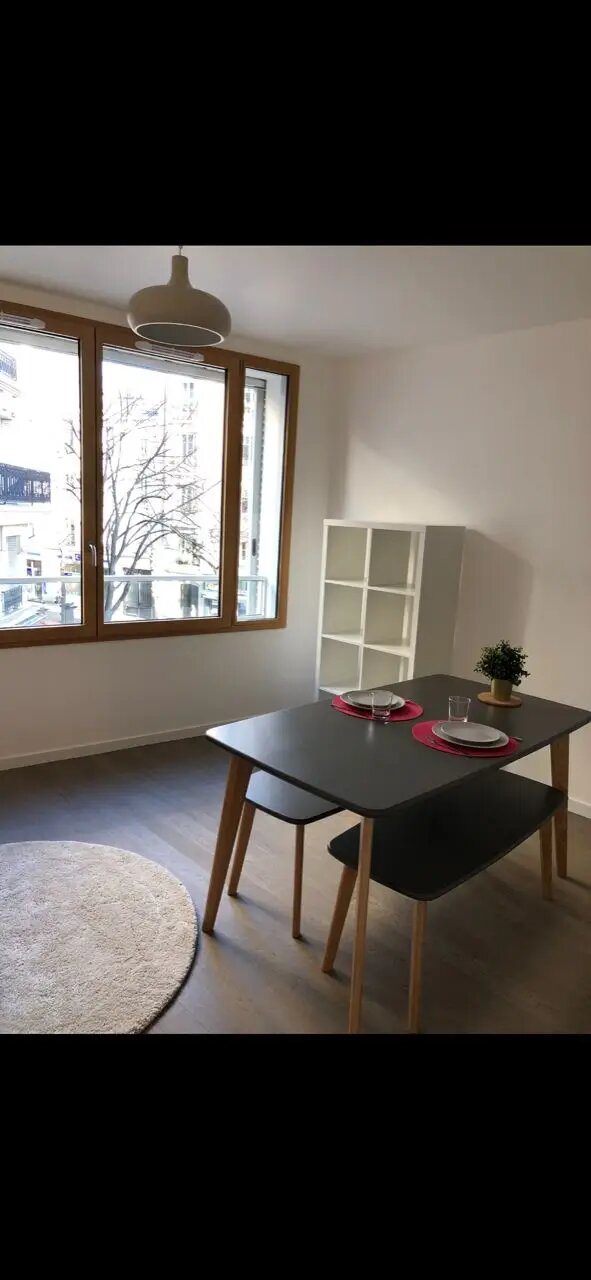 Appartement à louer, 25m², Paris 20ème