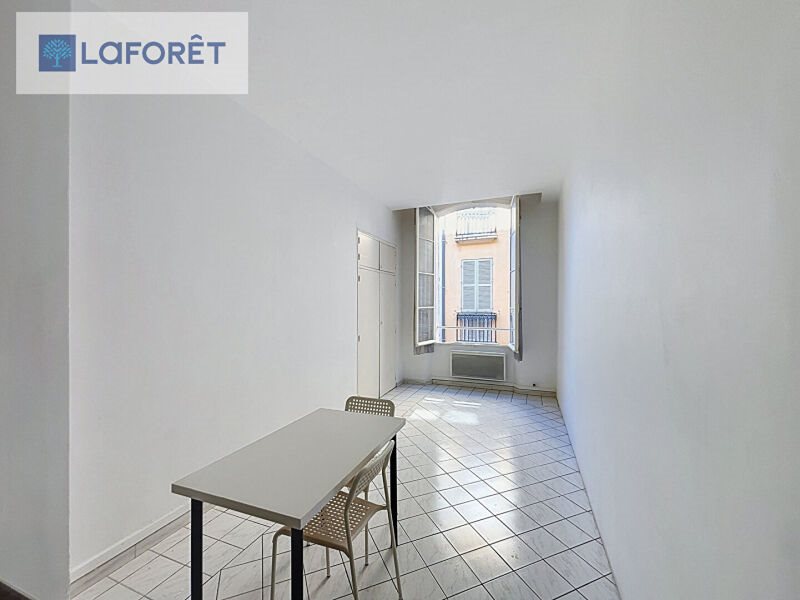 Appartement à louer, 68m², Toulon