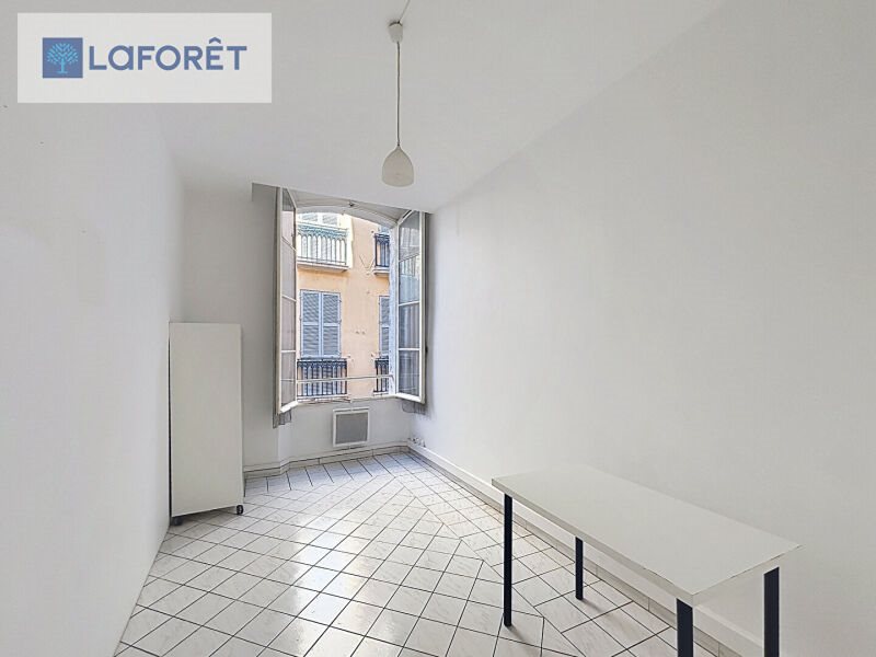 Appartement à louer, 68m², Toulon