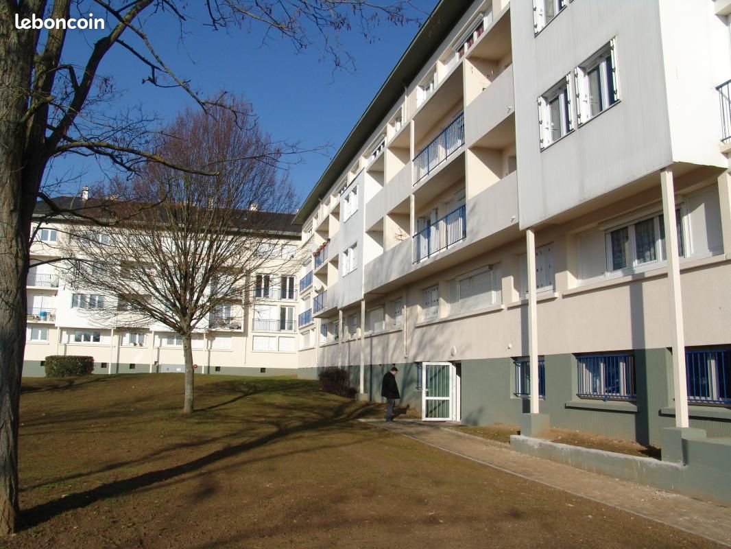 Appartement à louer, 90m², Montreuil-Bellay