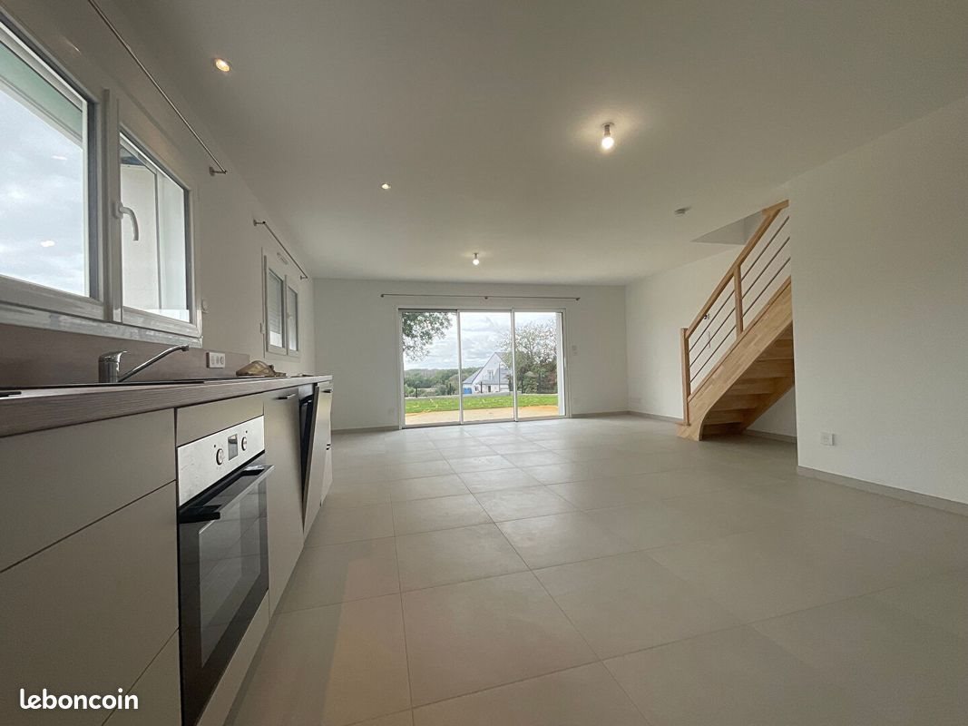 Maison à louer, 91m², Locoal-Mendon