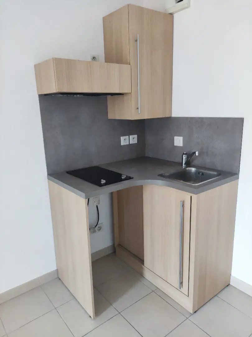 Appartement à louer, 24m², Sète