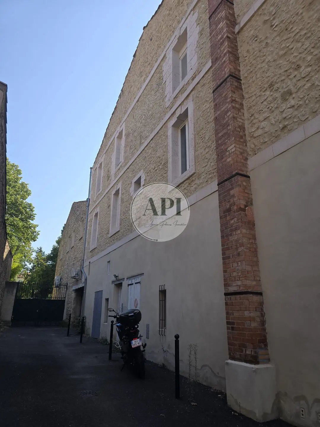 Appartement à louer, 96m², Montagnac