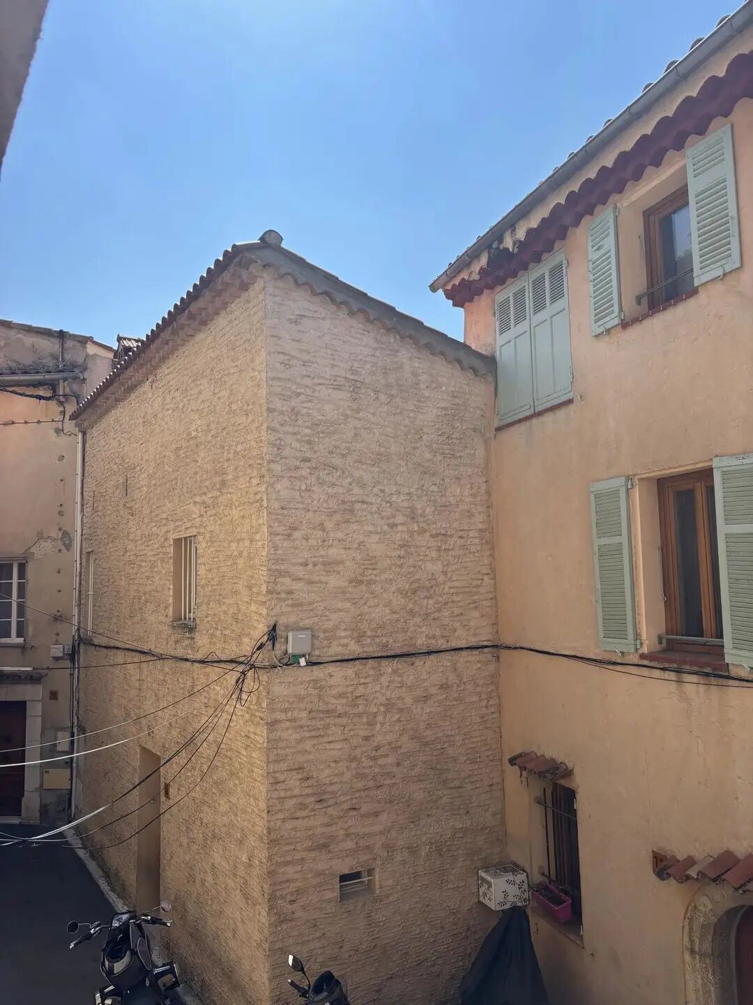 Appartement à louer, 30m², Saint-Vallier-de-Thiey