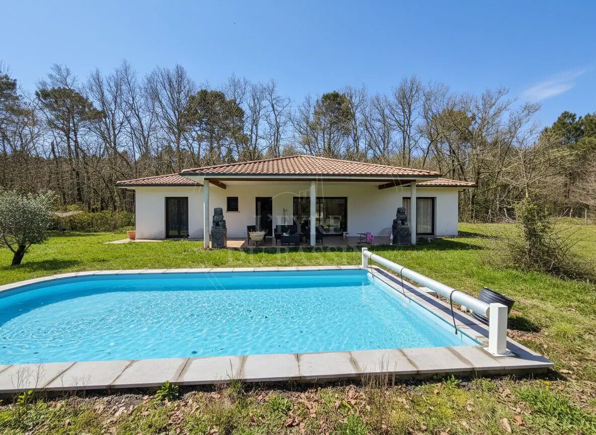 Maison à vendre, 131m², Salles
