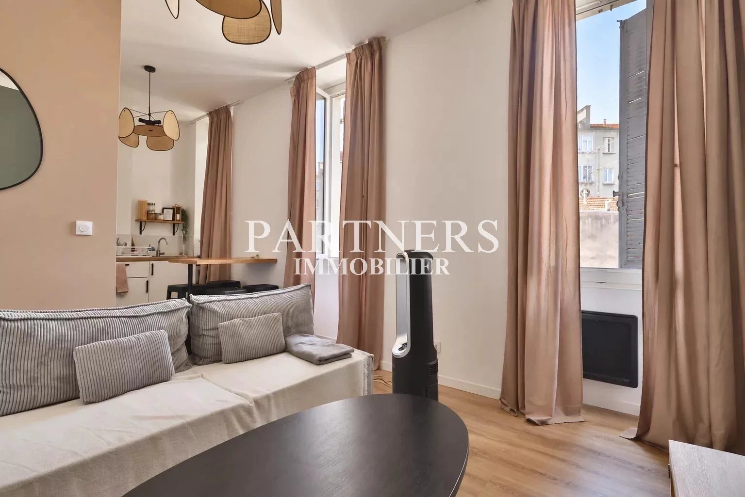 Appartement à louer, 34m², Marseille 5ème