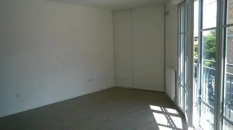 Appartement à louer, 31m², Saint-Cyr-l'Ecole