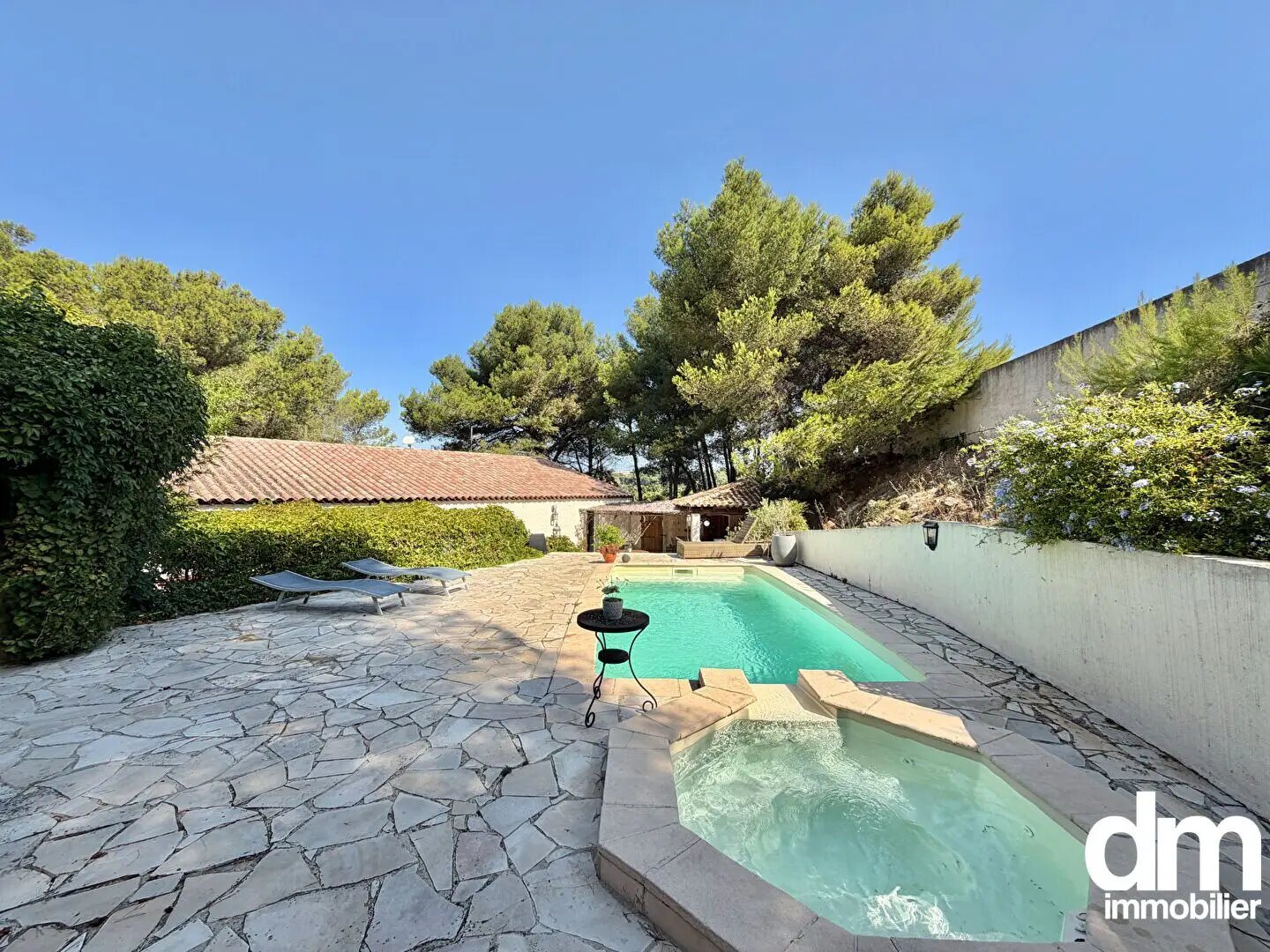 Maison à vendre, 280m², Saint-Mitre-les-Remparts