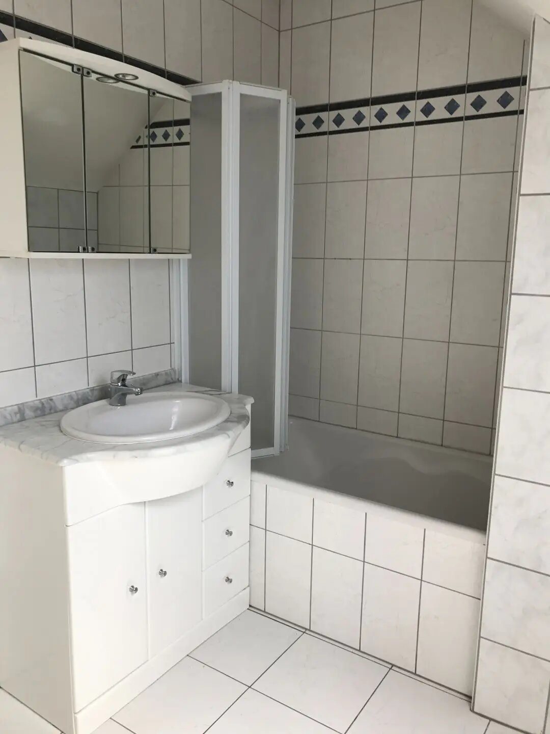 Appartement à louer, 64m², Roeschwoog