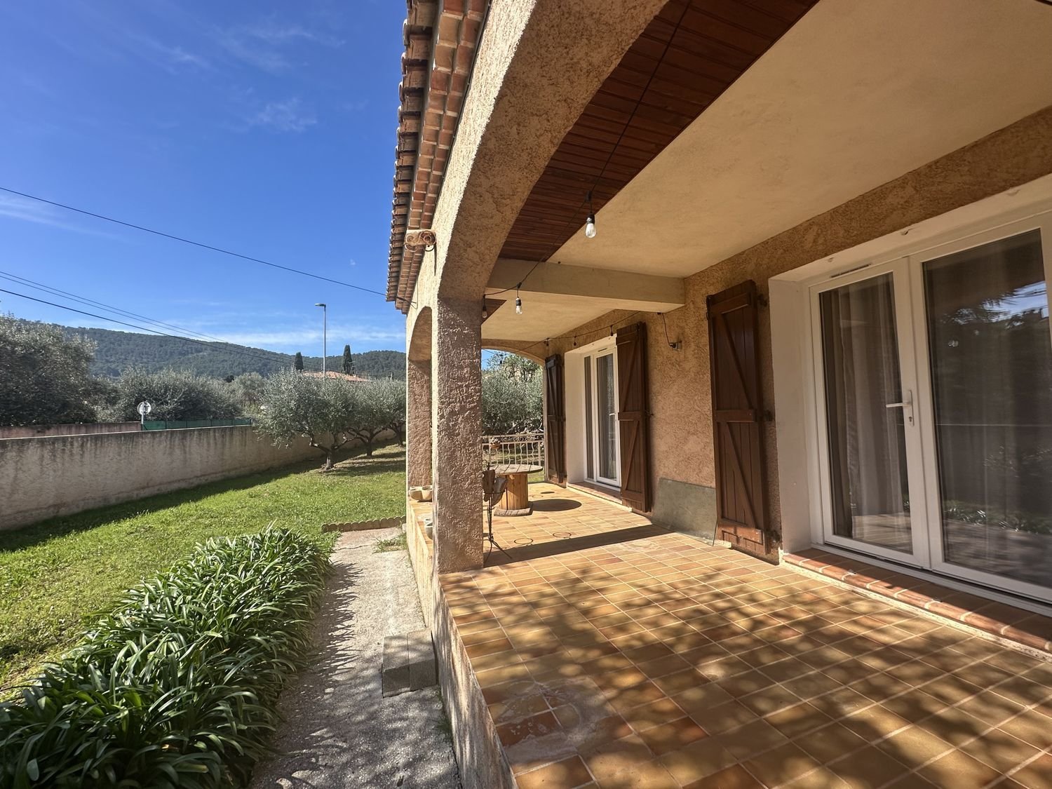 Maison à vendre, 128m², Solliès-Pont