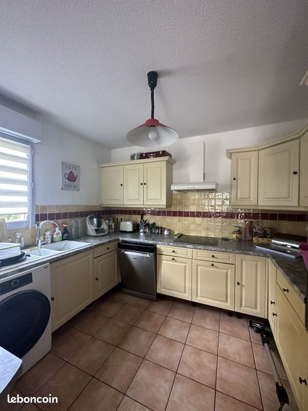 Appartement à louer, 89m², Solliès-Pont