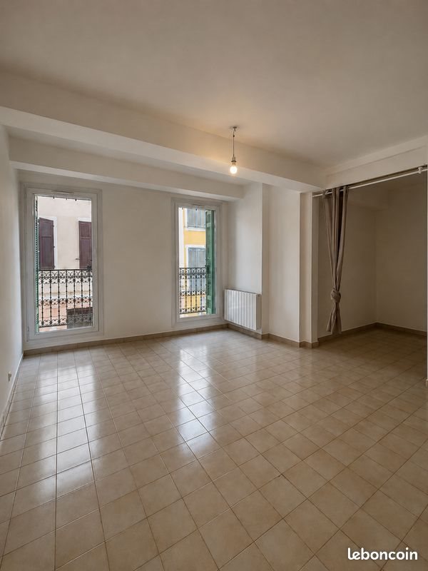 Appartement à louer, 58m², Solliès-Pont