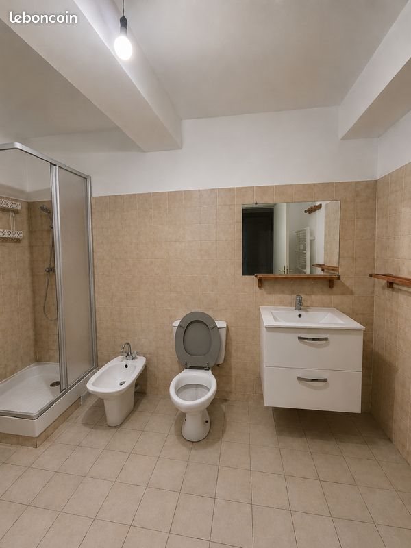 Appartement à louer, 58m², Solliès-Pont