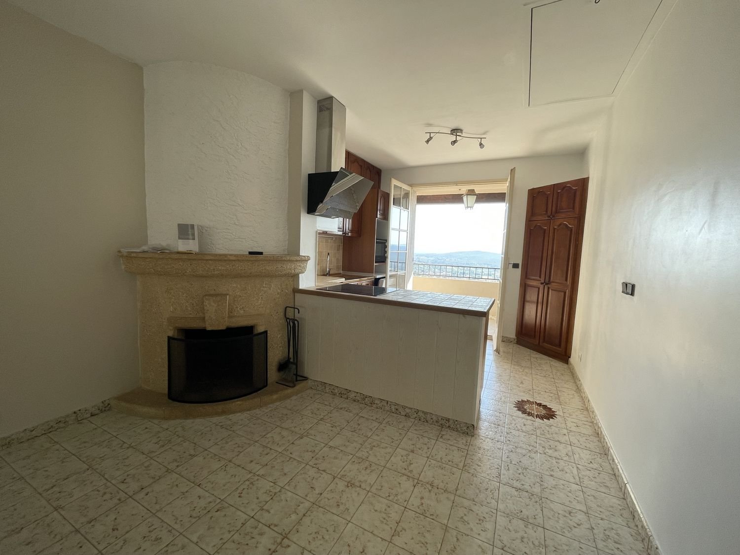 Appartement à louer, 52m², Solliès-Ville