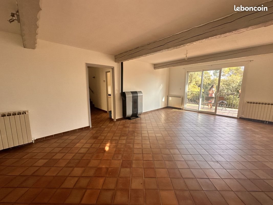 Maison à louer, 102m², Pierrefeu-du-Var