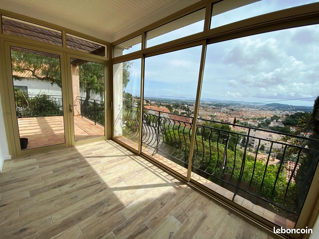 Maison à louer, 86m², Hyères