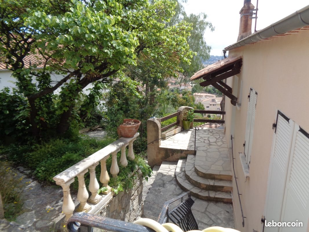 Maison à louer, 86m², Hyères