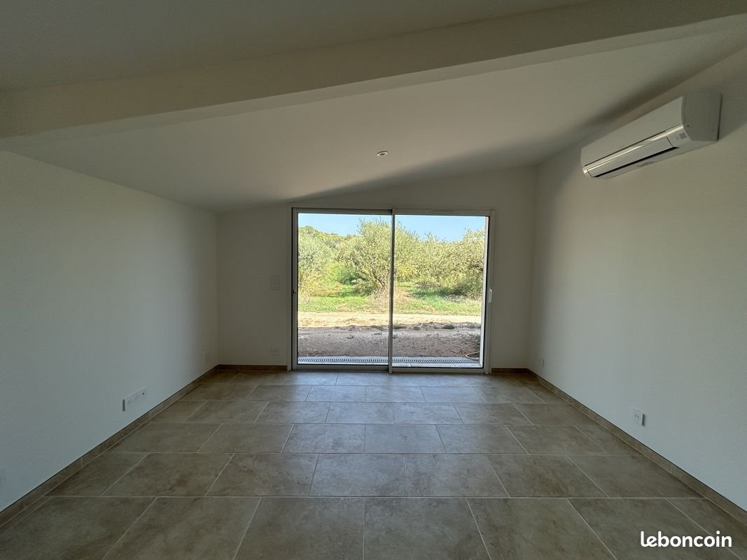 Appartement à louer, 27m², Solliès-Pont