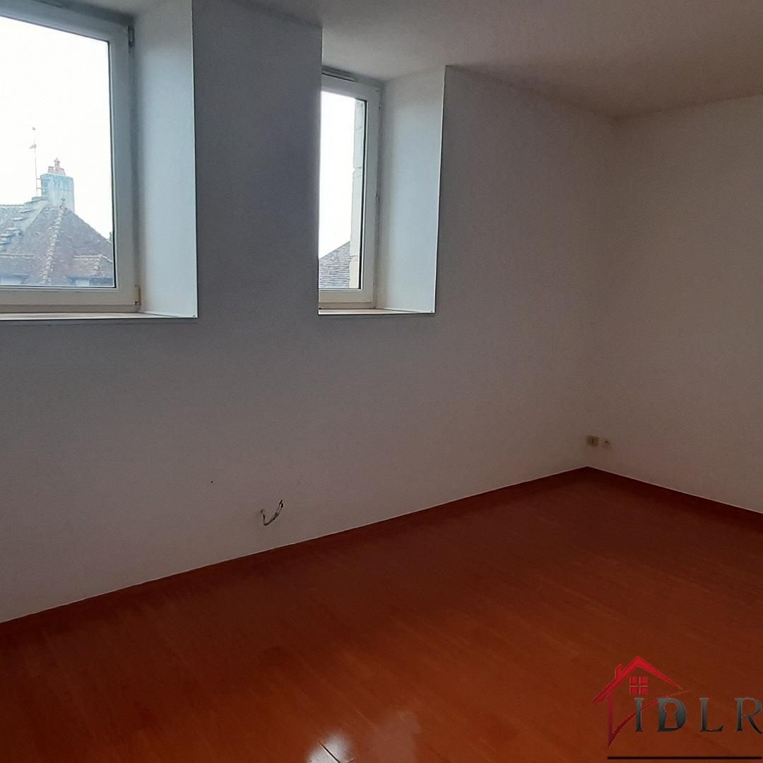 Appartement à vendre, 66m², Poligny