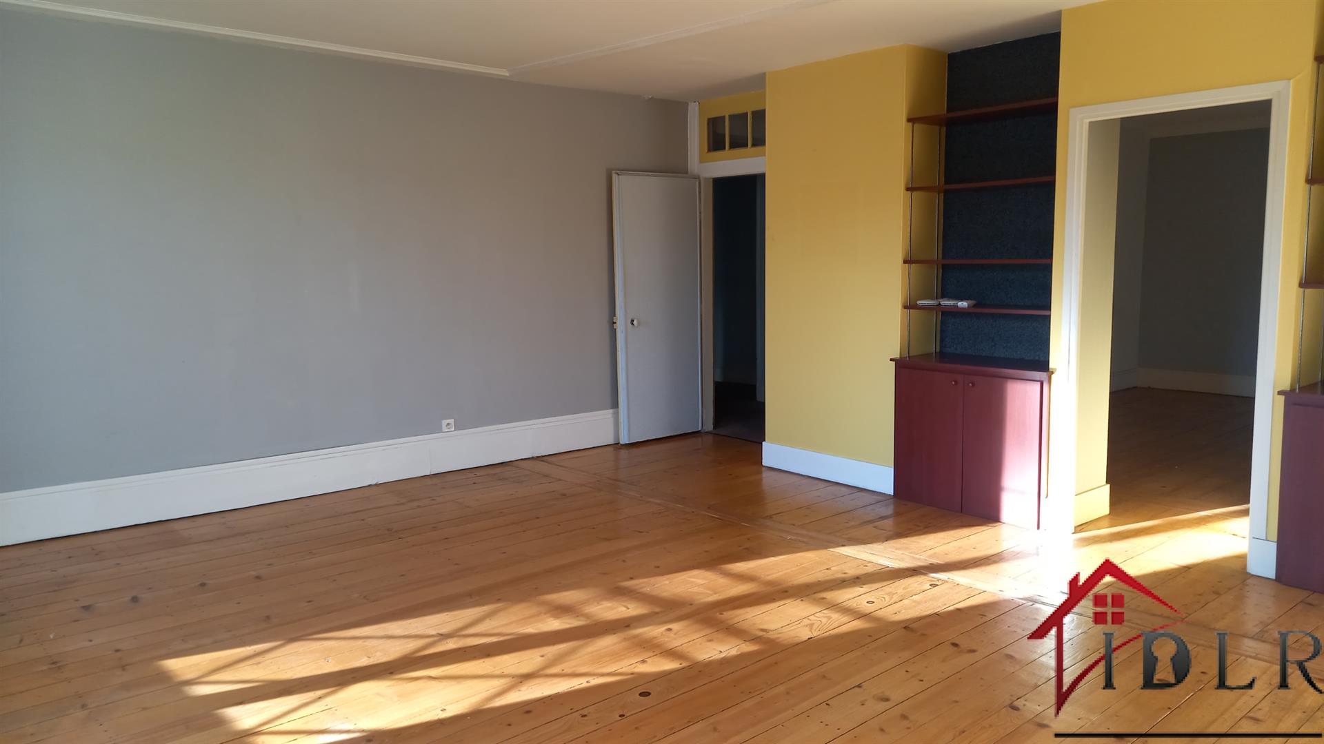 Appartement à vendre, 231m², Lons-le-Saunier
