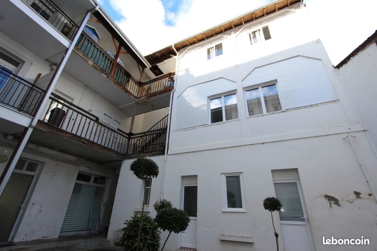 Appartement à vendre, 267m², Nay