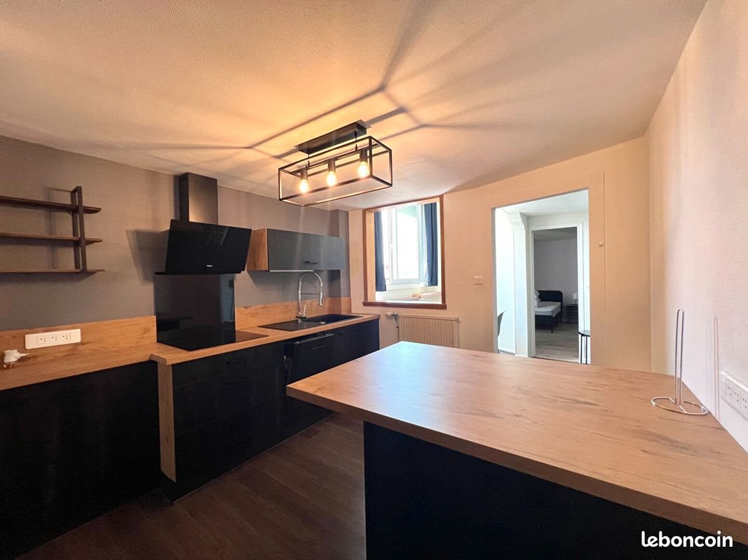 Appartement à louer, 61m², Aurillac