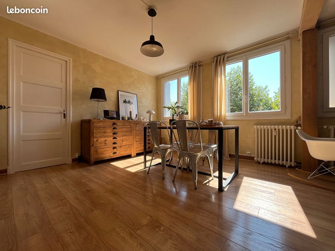 Appartement à vendre, 72m², Aurillac